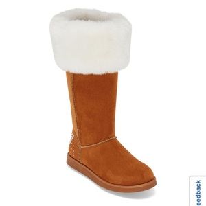 Juicy couture faux fur boots